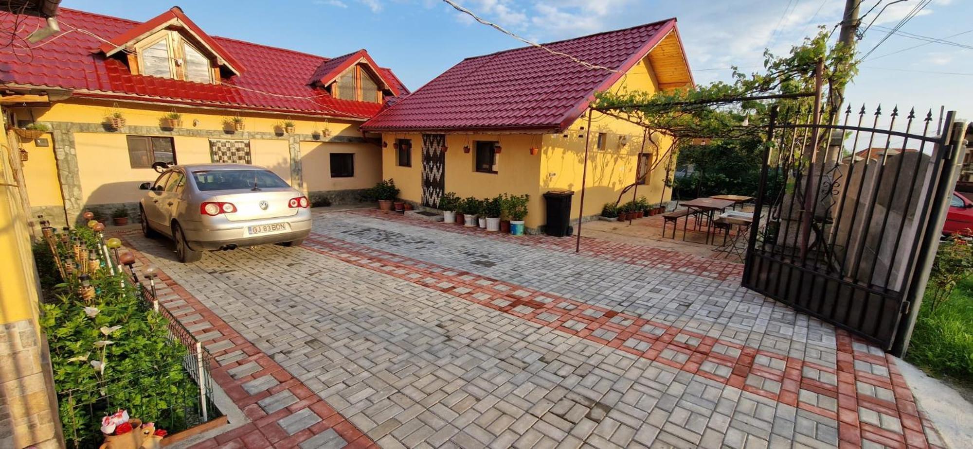 Hotel Casa Andreea Novaci-Străini Zewnętrze zdjęcie