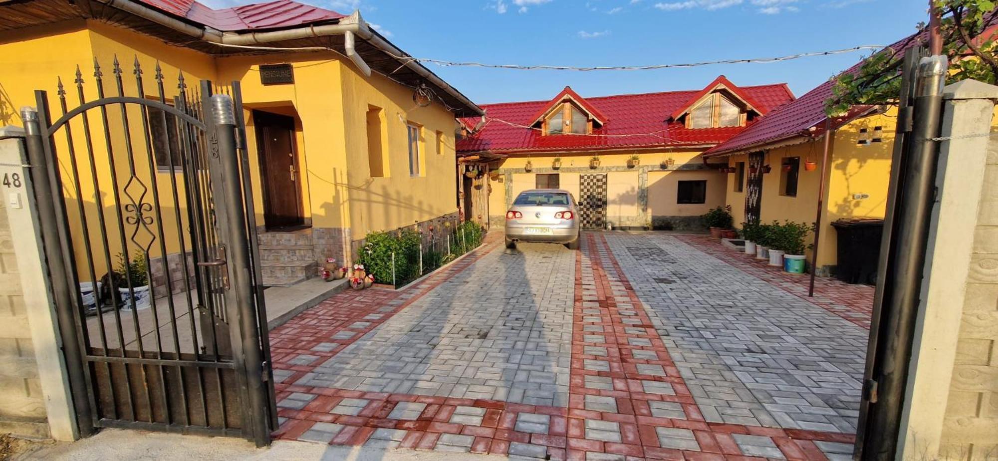 Hotel Casa Andreea Novaci-Străini Zewnętrze zdjęcie