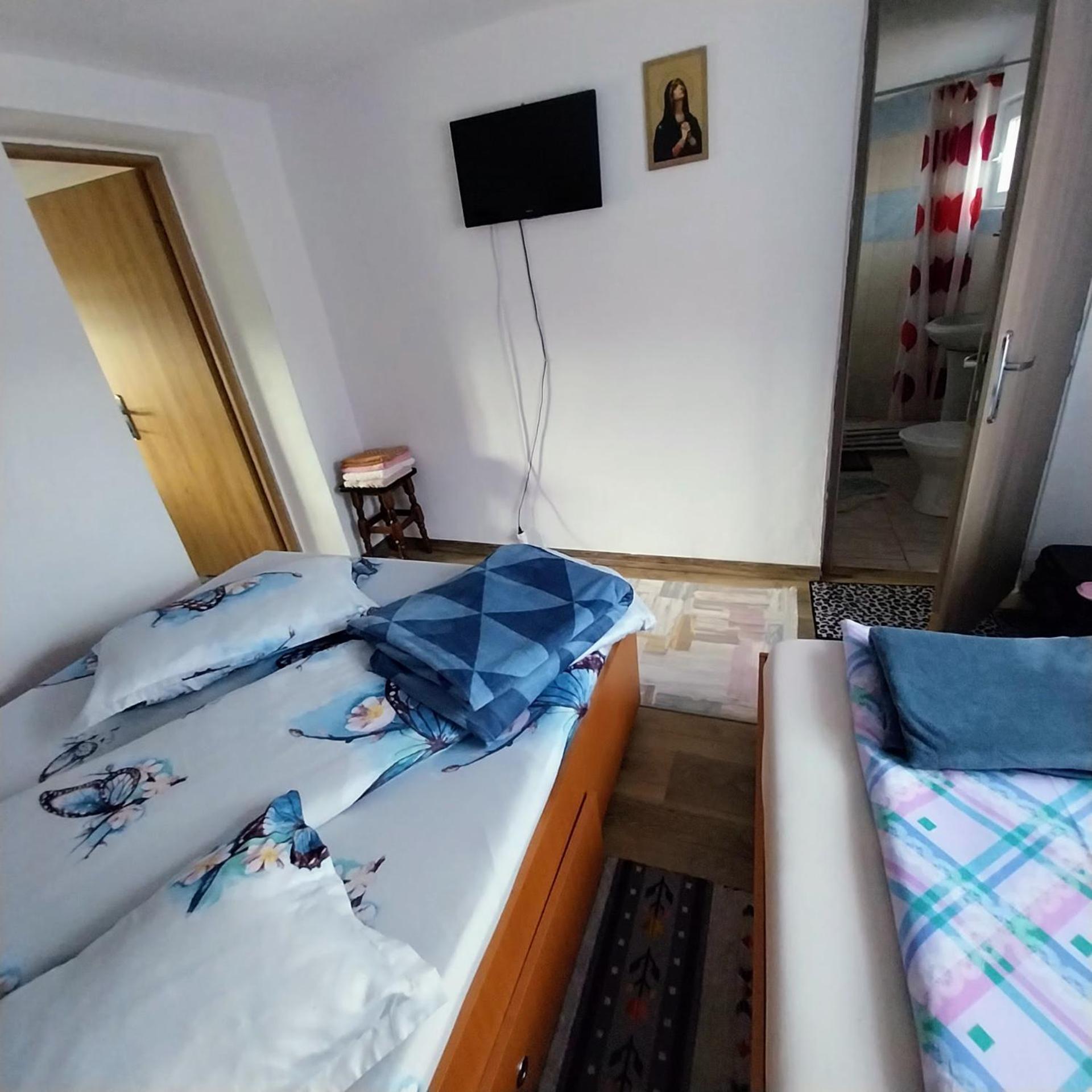 Hotel Casa Andreea Novaci-Străini Zewnętrze zdjęcie