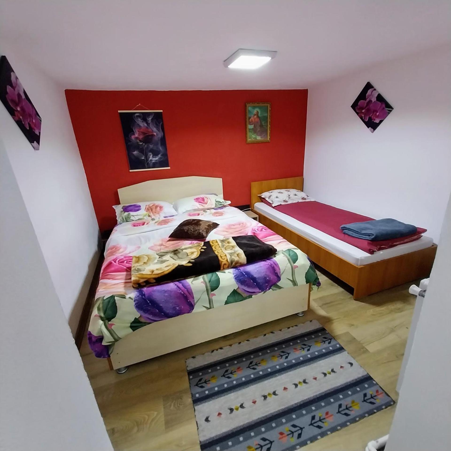 Hotel Casa Andreea Novaci-Străini Zewnętrze zdjęcie